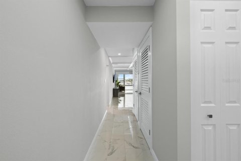 Condominio en alquiler en Saint Petersburg, Florida, 1 dormitorio, 72.93 m2 № 2267067 - foto 4