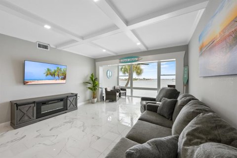 Condominio en alquiler en Saint Petersburg, Florida, 1 dormitorio, 72.93 m2 № 2267067 - foto 15