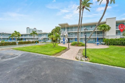 Condominio en alquiler en Saint Petersburg, Florida, 1 dormitorio, 72.93 m2 № 2267067 - foto 27