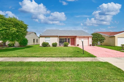 Villa ou maison à vendre à Lake Worth, Floride: 3 chambres, 123.56 m2 № 2431420 - photo 2