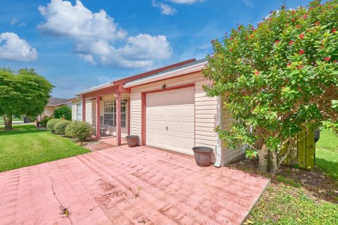 Villa ou maison à vendre à Lake Worth, Floride: 3 chambres, 123.56 m2 № 2431420 - photo 3