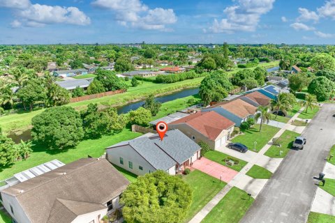 Villa ou maison à vendre à Lake Worth, Floride: 3 chambres, 123.56 m2 № 2431420 - photo 7