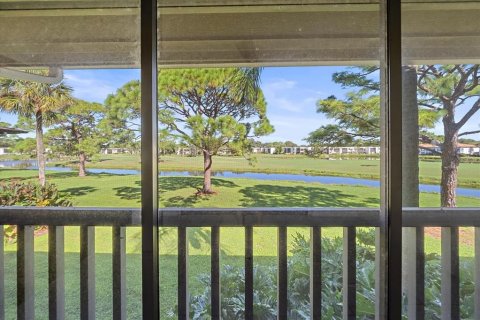 Copropriété à louer à Sarasota, Floride: 2 chambres, 106.37 m2 № 2389032 - photo 4