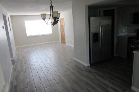 Condominio en venta en Port Charlotte, Florida, 2 dormitorios, 96.53 m2 № 1903798 - foto 10