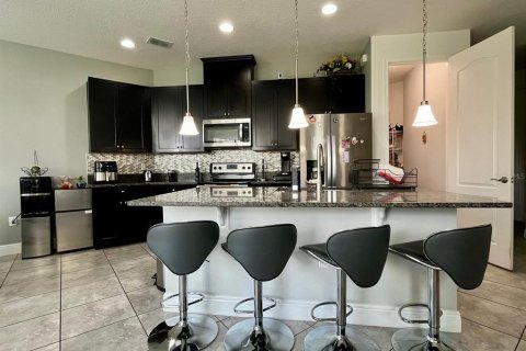 Townhouse in Orlando, Florida 3 bedrooms, 153.01 sq.m. № 1583524 - photo 4