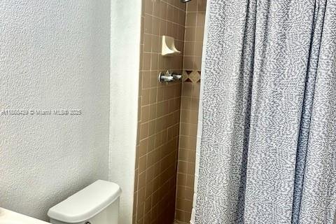 Condo in North Miami Beach, Florida, 1 bedroom  № 1896443 - photo 7