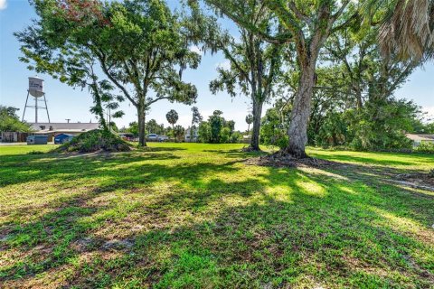 Propiedad comercial en venta en San Antonio, Florida, 500.19 m2 № 2123109 - foto 14
