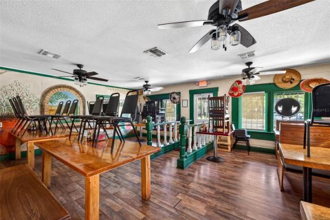 Propiedad comercial en venta en San Antonio, Florida, 500.19 m2 № 2123109 - foto 11