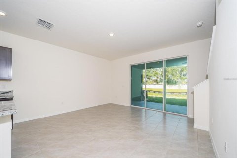 Adosado en alquiler en Wesley Chapel, Florida, 3 dormitorios, 155.43 m2 № 2220345 - foto 9