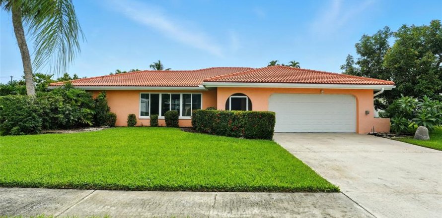 Villa ou maison à North Fort Myers, Floride 3 chambres, 170.66 m2 № 1908790