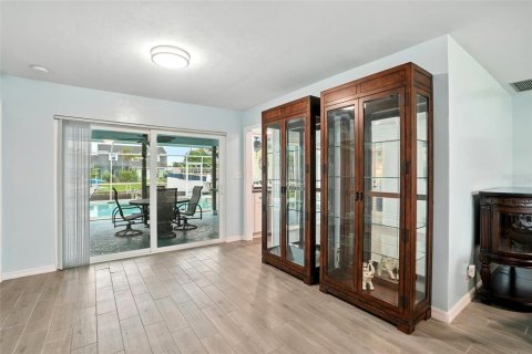 Villa ou maison à vendre à North Fort Myers, Floride: 3 chambres, 170.66 m2 № 1908790 - photo 16