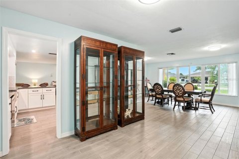 Villa ou maison à vendre à North Fort Myers, Floride: 3 chambres, 170.66 m2 № 1908790 - photo 19