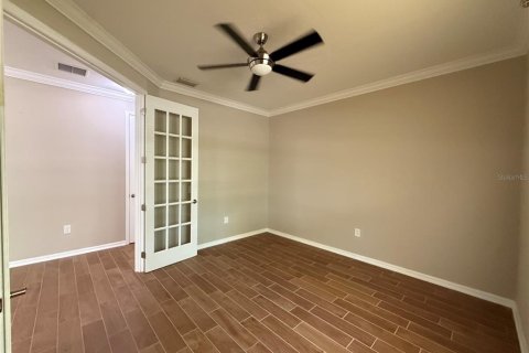 Villa ou maison à louer à Odessa, Floride: 3 chambres, 207.45 m2 № 2156403 - photo 4