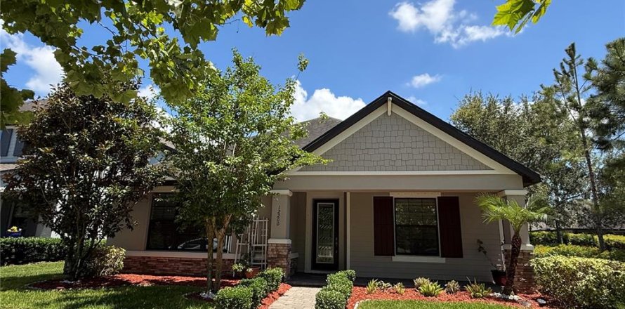 Villa ou maison à Odessa, Floride 3 chambres, 207.45 m2 № 2156403