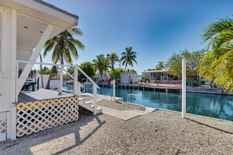 Villa ou maison à vendre à Marathon, Floride: 2 chambres, 138.98 m2 № 2430115 - photo 16