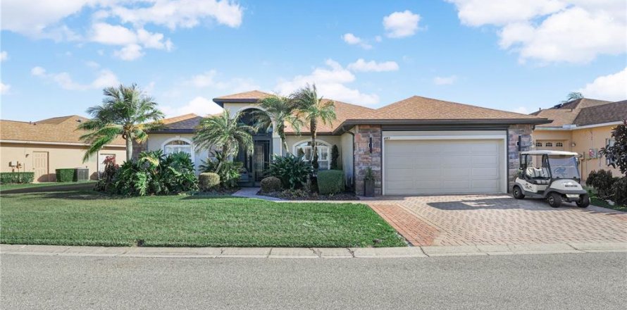 Villa ou maison à Lake Wales, Floride 3 chambres, 230.12 m2 № 2148413