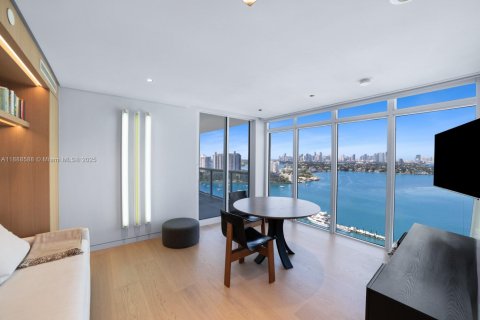 Copropriété à louer à Miami Beach, Floride: 4 chambres, 288 m2 № 1941001 - photo 20