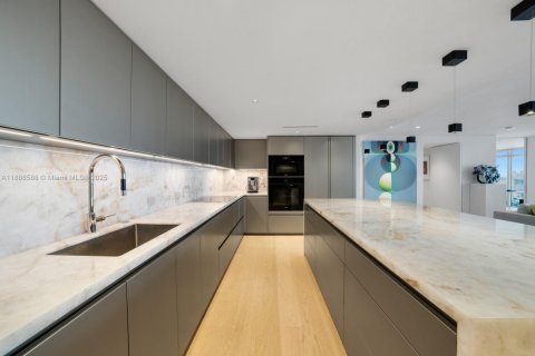 Copropriété à louer à Miami Beach, Floride: 4 chambres, 288 m2 № 1941001 - photo 9