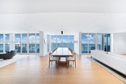 Copropriété à louer à Miami Beach, Floride: 4 chambres, 288 m2 № 1941001 - photo 5