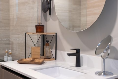 Condominio en alquiler en Miami Beach, Florida, 1 dormitorio № 2012631 - foto 27