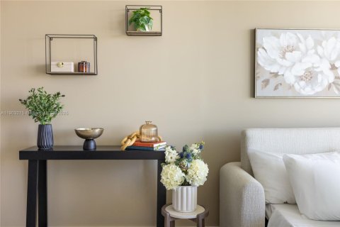 Condominio en alquiler en Miami Beach, Florida, 1 dormitorio № 2012631 - foto 8