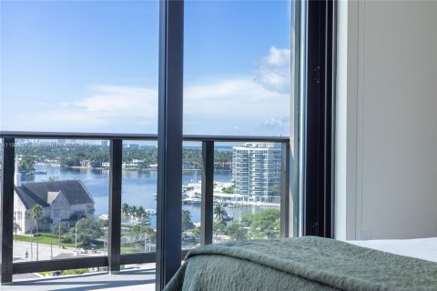 Condominio en alquiler en Miami Beach, Florida, 1 dormitorio № 2012631 - foto 24