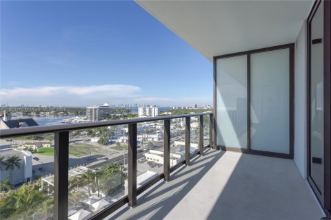 Condominio en alquiler en Miami Beach, Florida, 1 dormitorio № 2012631 - foto 4