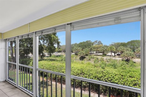 Condo in Margate, Florida, 2 bedrooms  № 1689428 - photo 22