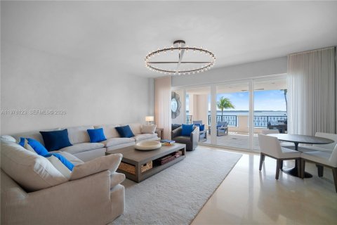 Copropriété à vendre à Fisher Island, Floride: 2 chambres, 181.16 m2 № 2175097 - photo 8