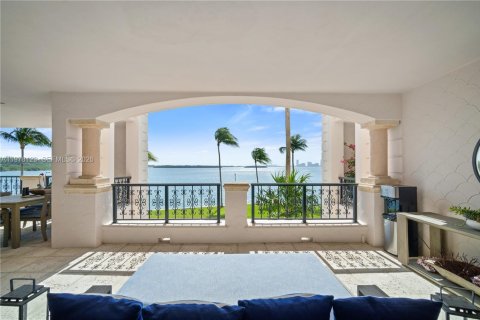 Copropriété à vendre à Fisher Island, Floride: 2 chambres, 181.16 m2 № 2175097 - photo 22