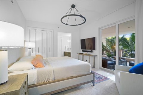 Copropriété à vendre à Fisher Island, Floride: 2 chambres, 181.16 m2 № 2175097 - photo 19