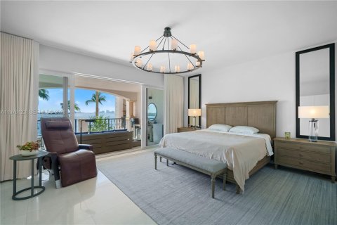 Copropriété à vendre à Fisher Island, Floride: 2 chambres, 181.16 m2 № 2175097 - photo 16