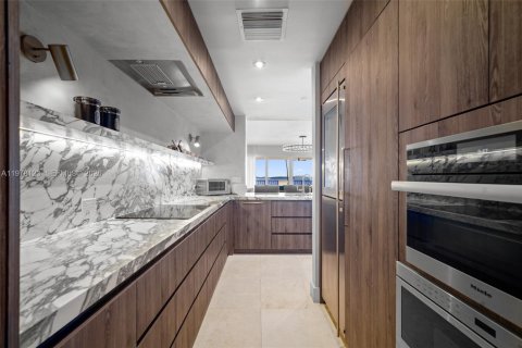 Copropriété à vendre à Fisher Island, Floride: 2 chambres, 181.16 m2 № 2175097 - photo 27