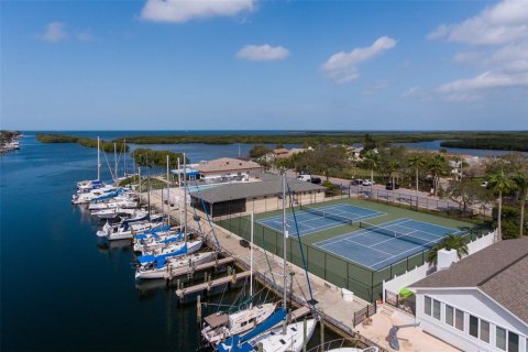 House in New Port Richey, Florida 2 bedrooms, 157.93 sq.m. № 1534281 - photo 30