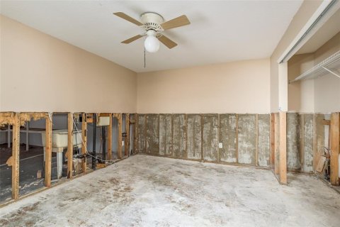 House in New Port Richey, Florida 2 bedrooms, 157.93 sq.m. № 1534281 - photo 19