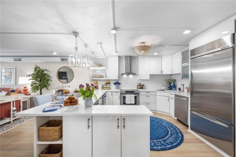 Condominio en alquiler en Clearwater, Florida, 2 dormitorios, 117.06 m2 № 1650681 - foto 4