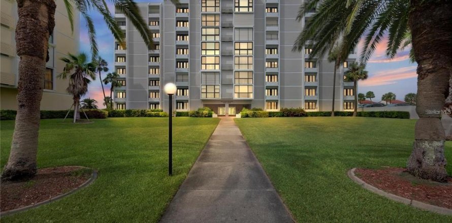 Condominio en Clearwater, Florida, 2 dormitorios № 1650681