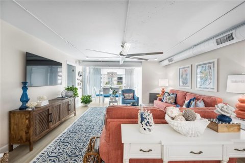 Condominio en alquiler en Clearwater, Florida, 2 dormitorios, 117.06 m2 № 1650681 - foto 11