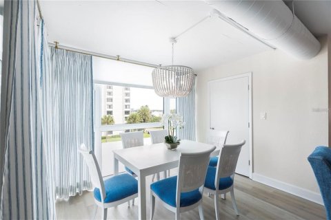 Condominio en alquiler en Clearwater, Florida, 2 dormitorios, 117.06 m2 № 1650681 - foto 14