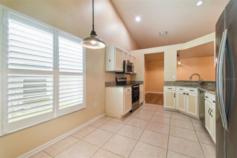 House in Brandon, Florida 3 bedrooms, 181.81 sq.m. № 1842156 - photo 27