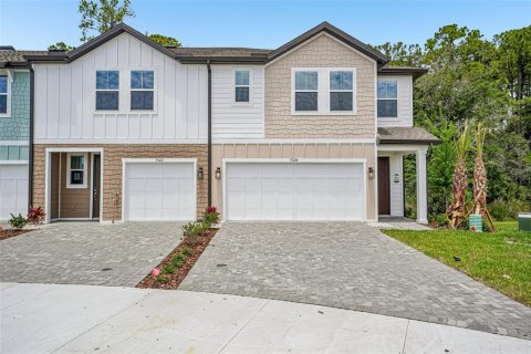 Townhouse in Tampa, Florida 4 bedrooms, 173.17 sq.m. № 2110773 - photo 2