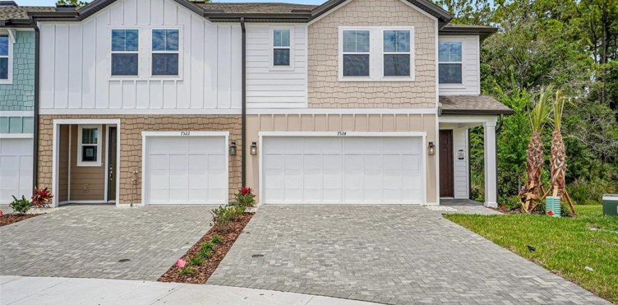 Townhouse in Tampa, Florida 4 bedrooms, 173.17 sq.m. № 2110773
