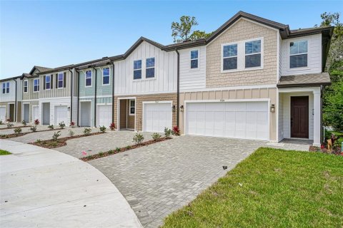 Townhouse in Tampa, Florida 4 bedrooms, 173.17 sq.m. № 2110773 - photo 4