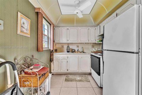 Copropriété à vendre à Deerfield Beach, Floride: 2 chambres, 76.18 m2 № 1987400 - photo 27