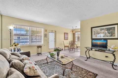 Copropriété à vendre à Deerfield Beach, Floride: 2 chambres, 76.18 m2 № 1987400 - photo 26