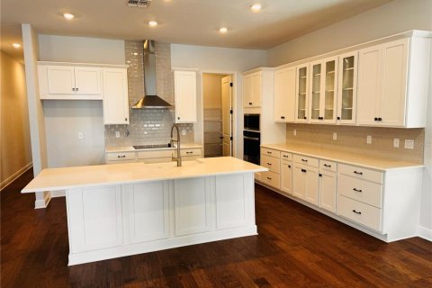 Casa en alquiler en Orlando, Florida, 4 dormitorios, 303.05 m2 № 2266519 - foto 3