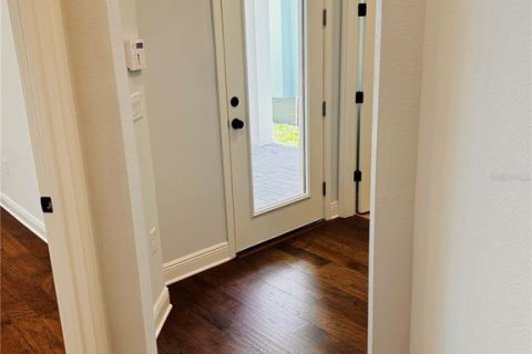 Casa en alquiler en Orlando, Florida, 4 dormitorios, 303.05 m2 № 2266519 - foto 12
