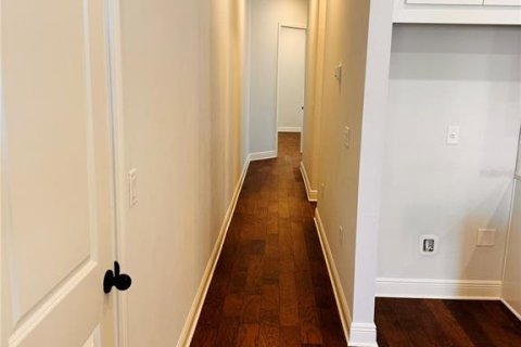 Casa en alquiler en Orlando, Florida, 4 dormitorios, 303.05 m2 № 2266519 - foto 14
