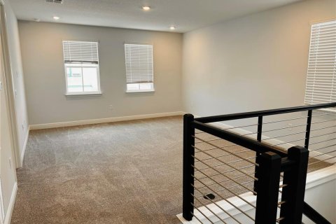 Casa en alquiler en Orlando, Florida, 4 dormitorios, 303.05 m2 № 2266519 - foto 21