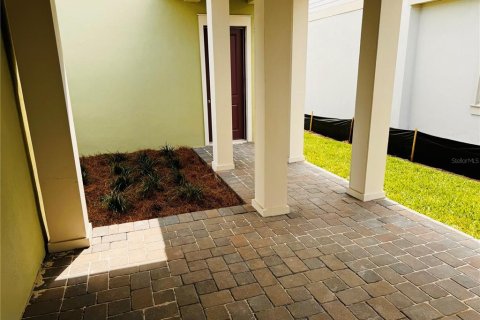 Casa en alquiler en Orlando, Florida, 4 dormitorios, 303.05 m2 № 2266519 - foto 15